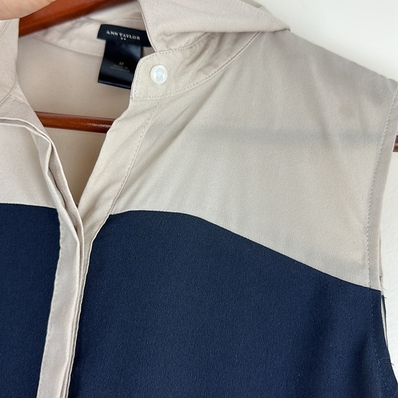 Ann Taylor Woman’s Top Medium Sleeveless Button Down Collar Color block - Picture 4 of 4